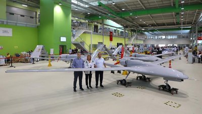"Народні байрактари" вже готуються летіти в Україну — посол