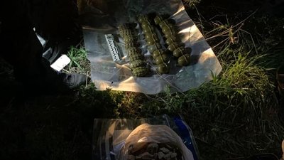 На Одещині затримали військовослужбовця, якого підозрюють у збуті зброї На Одещині затримали військовослужбовця, якого підозрюють у збуті зброї