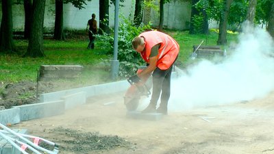 У Вінниці триває реконструкція центрального парку імені Леонтовича У Вінниці триває реконструкція центрального парку імені Леонтовича