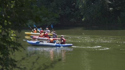 На Вінниччині провели сімейний сплав на підтримку ЗСУ