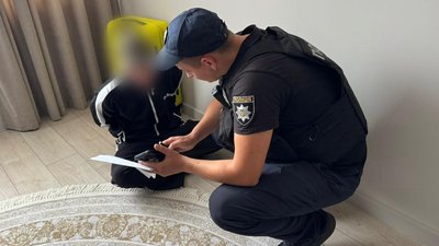 В Ужгородському районі затримали 18-річного хлопця за підозрою у вбивстві матері