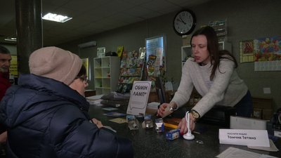 "На область передбачено пів мільйона": як у Рівному обміняти старі лампочки на енергоощадні