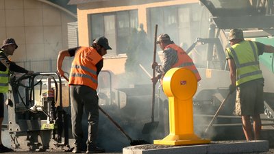 Ремонт дороги на вулиці Володимира Великого 4 вересня 2025 року