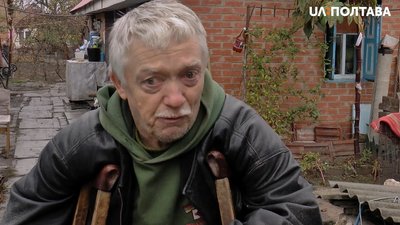 У будинку в селі Сем’янівка, в який в’їхала вантажівка, почали розбирати завали У будинку в селі Сем’янівка, в який в’їхала вантажівка, почали розбирати завали