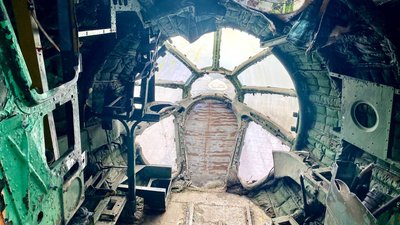 Допомога ЗСУ: літак у міському парку відпочинку Житомира готують до благодійного квесту Допомога ЗСУ: літак у міському парку відпочинку Житомира готують до благодійного квесту