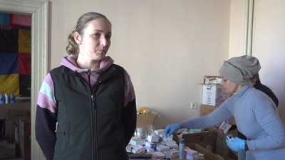 Автомобілі, бронежилети, медикаменти воїнам передає волонтер з Тернопільщини Автомобілі, бронежилети, медикаменти воїнам передає волонтер з Тернопільщини