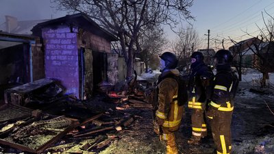 "Ми знайшли уламок прямо в стіні": наслідки атаки армії РФ по Запоріжжю "Ми знайшли уламок прямо в стіні": наслідки атаки армії РФ по Запоріжжю