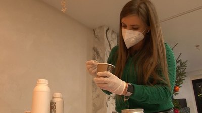 Що та як виготовляє зі смоли черкаська художниця Що та як виготовляє зі смоли черкаська художниця