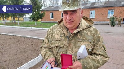 На території батальйону “Суми” відкрили пам'ятник загиблим бійцям На території батальйону “Суми” відкрили пам'ятник загиблим бійцям