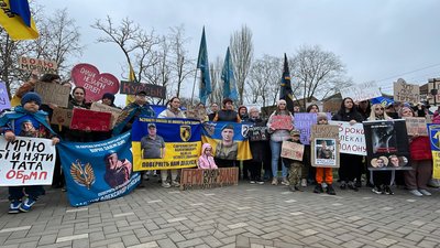 Концерти, стенда та благодійний ярмарок: куди піти у Миколаєві у перші вихідні квітня Концерти, стенда та благодійний ярмарок: куди піти у Миколаєві у перші вихідні квітня