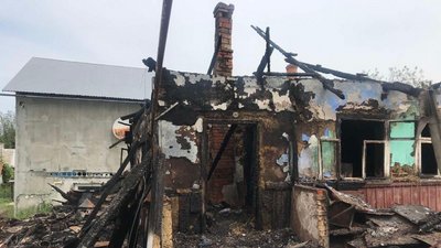 На Прикарпатті судитимуть чоловіка, який спалив будинок цивільної дружини На Прикарпатті судитимуть чоловіка, який спалив будинок цивільної дружини