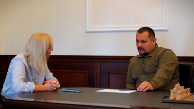 У в.о міського голови Чернігова Олександра Ломака проводять обшуки У в.о міського голови Чернігова Олександра Ломака проводять обшуки