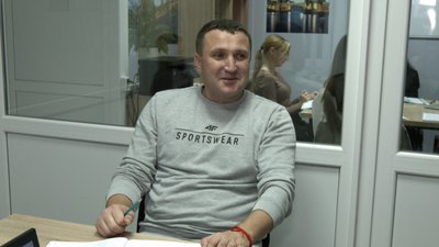 У Луцьку безплатно навчають учасників бойових дій та ветеранів війни англійської мови У Луцьку безплатно навчають учасників бойових дій та ветеранів війни англійської мови