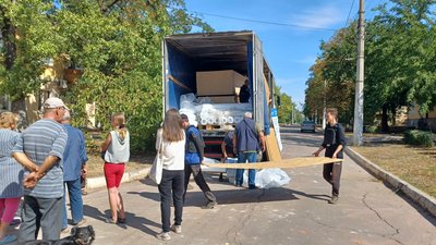 "Все летіло на мене. Досі трясе". Миколаївка після удару РФ по готелю: руйнування та свідчення містян "Все летіло на мене. Досі трясе". Миколаївка після удару РФ по готелю: руйнування та свідчення містян