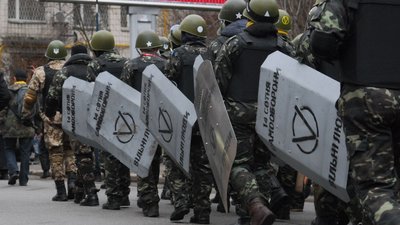 "Те, що ми залишились живими — просто пощастило". Учасник Революції Гідності Артур Назаров згадує Майдан