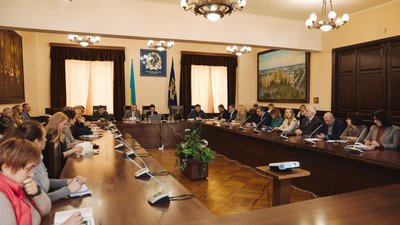 вакарчук та снайдер