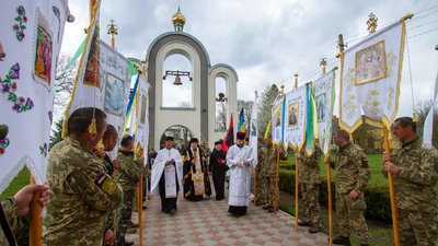 Служба в церкві Служба в церкві