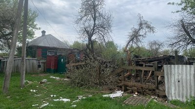 На Сумщині загинула людина після обстрілів військами РФ На Сумщині загинула людина після обстрілів військами РФ