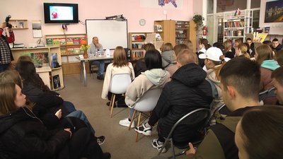 "Книжечка в жанрі гумору "БАЙДАКтарчики" допомогла тисячам воїнам": хмельницький поет Ігор Байдак "Книжечка в жанрі гумору "БАЙДАКтарчики" допомогла тисячам воїнам": хмельницький поет Ігор Байдак