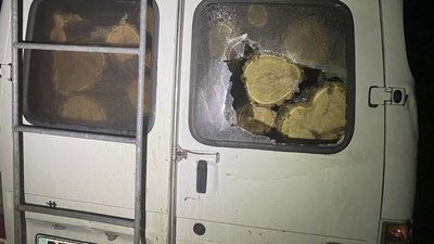 На Херсонщині активісти громадського об'єднання "Гетьман" затримали лісових браконьєрів На Херсонщині активісти громадського об'єднання "Гетьман" затримали лісових браконьєрів