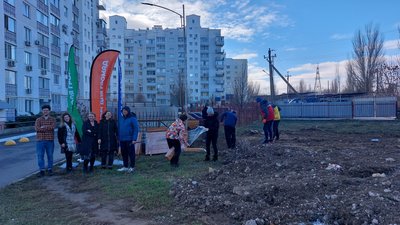 У Миколаєві встановили експериментальний компостувальний майданчик У Миколаєві встановили експериментальний компостувальний майданчик