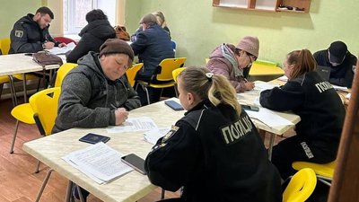 У деокупованій Снігурівці, що на Миколаївщині, відновив роботу поліцейський відділок У деокупованій Снігурівці, що на Миколаївщині, відновив роботу поліцейський відділок