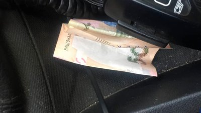 На Житомирщині патрульним двічі намагалися дати хабар
