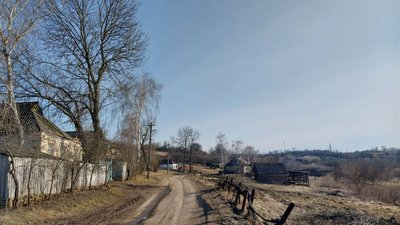 "Коли обстрілюють – відчуваєш себе піщинкою". Як живуть у прикордонному селі на Сумщині "Коли обстрілюють – відчуваєш себе піщинкою". Як живуть у прикордонному селі на Сумщині
