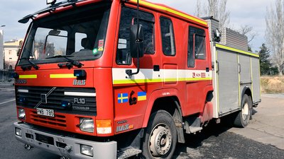 Благодійники зі Швеції передали Миколаївщині пожежний автомобіль