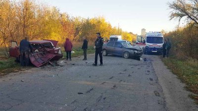 На Вінниччині в аварії за участю двох автівок загинув 65-річний чоловік