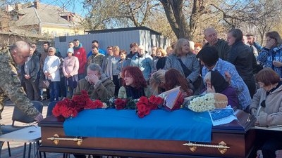 Прощання із полеглим Євгеном Скрипченком у Черкасах
