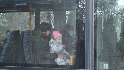 Дітей зі Львова відправили до Польщі