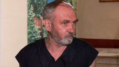 Поранений під час ракетного удару по монастирю в Одесі розповів, як почувається та чому не пішов до сховища