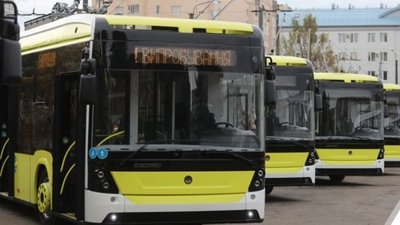 Із 15 грудня на вулиці Львова виїдуть нові тролейбуси