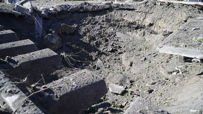 Вранці 2 липня Харків обстріляли ракетами: фото наслідків Вранці 2 липня Харків обстріляли ракетами: фото наслідків