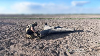 
Вибухотехніки знешкодили бойову частину російського ударного безпілотника