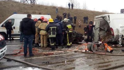 На об’їзній Львова зіткнулися шість автомобілів На об’їзній Львова зіткнулися шість автомобілів