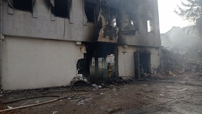 Російські військові обстріляли житловий квартал Запоріжжя Російські військові обстріляли житловий квартал Запоріжжя