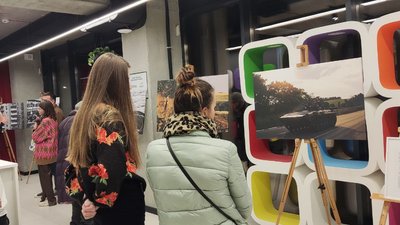 У Тернополі відкрили фотовиставку "Нескорені" від одеських фотографів У Тернополі відкрили фотовиставку "Нескорені" від одеських фотографів