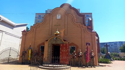 У Сумах попрощалися з загиблим воїном В’ячеславом Кондаковим У Сумах попрощалися з загиблим воїном В’ячеславом Кондаковим