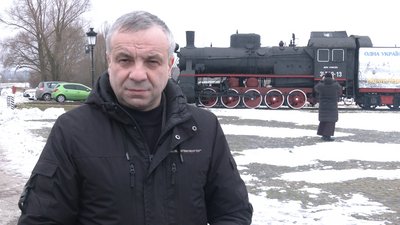 На Чернігівщині біля залізничної станції Крути вшанували пам'ять полеглих у бою понад 100 років тому На Чернігівщині біля залізничної станції Крути вшанували пам'ять полеглих у бою понад 100 років тому