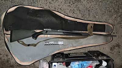 На Житомирщині затримали двох чоловіків зі зброєю та тушею косулі На Житомирщині затримали двох чоловіків зі зброєю та тушею косулі