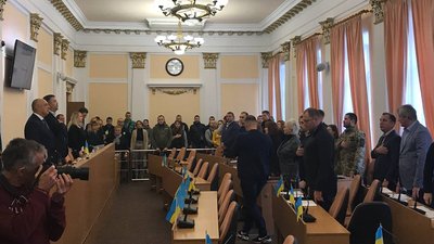 Депутати Полтавської міськради ухвали рішення про розпуск виконкому Депутати Полтавської міськради ухвали рішення про розпуск виконкому