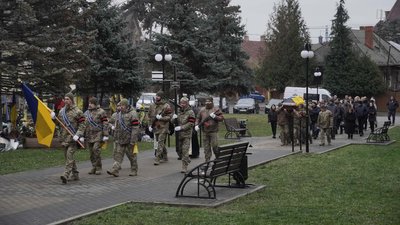 В Ужгороді попрощалися із полеглим захисником Ігорем Урумбаєвим