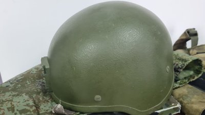 Безпілотник "Орлан-10" та трофеї з передової передали військові у музей Звягеля Безпілотник "Орлан-10" та трофеї з передової передали військові у музей Звягеля