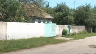 За 20 метрів від садиб. Мешканці села Коржі на Сумщині поскаржилися на обробку полів хімікатами