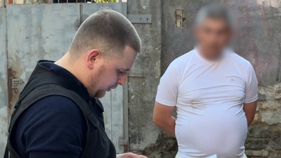 В Одесі затримали офіцера районного ТЦК та СП за підозрою в одержанні неправомірної вигоди