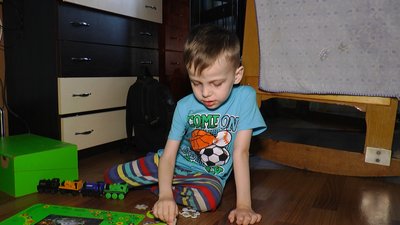 Знає таблицю Менделєєва і мріє стати алхіміком. Історія п'ятирічного прикарпатця Знає таблицю Менделєєва і мріє стати алхіміком. Історія п'ятирічного прикарпатця