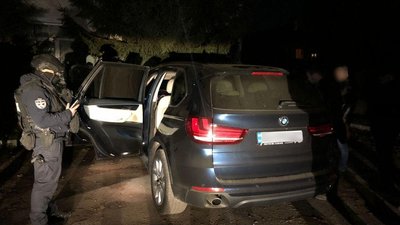 Пограбували АЗС: на Закарпатті судитимуть двох чоловіків