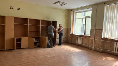 В Ужгороді вимушеним переселенцям відмовили в житлі. В чому причина В Ужгороді вимушеним переселенцям відмовили в житлі. В чому причина